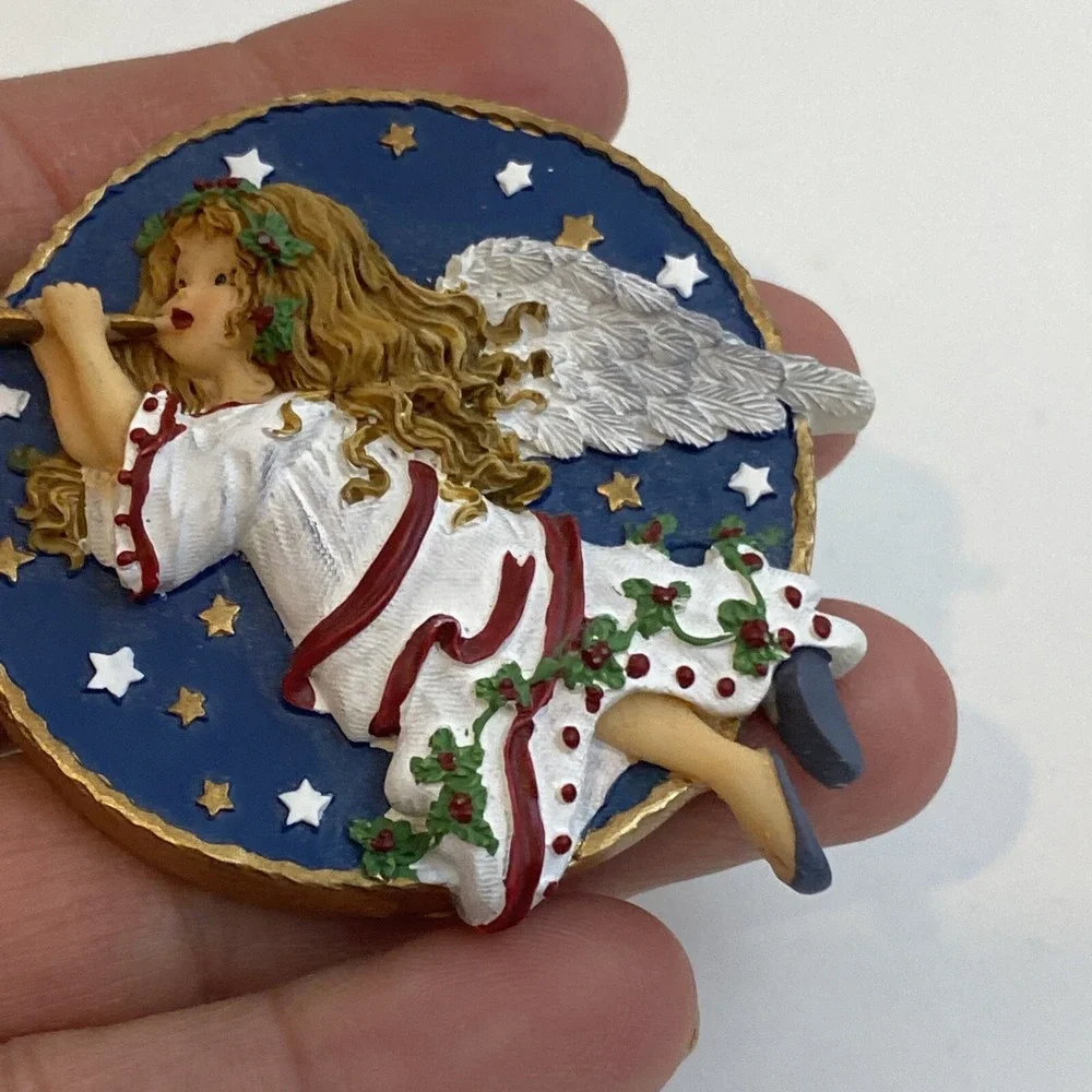 Vintage Resin Christmas Angel Pendant brooch